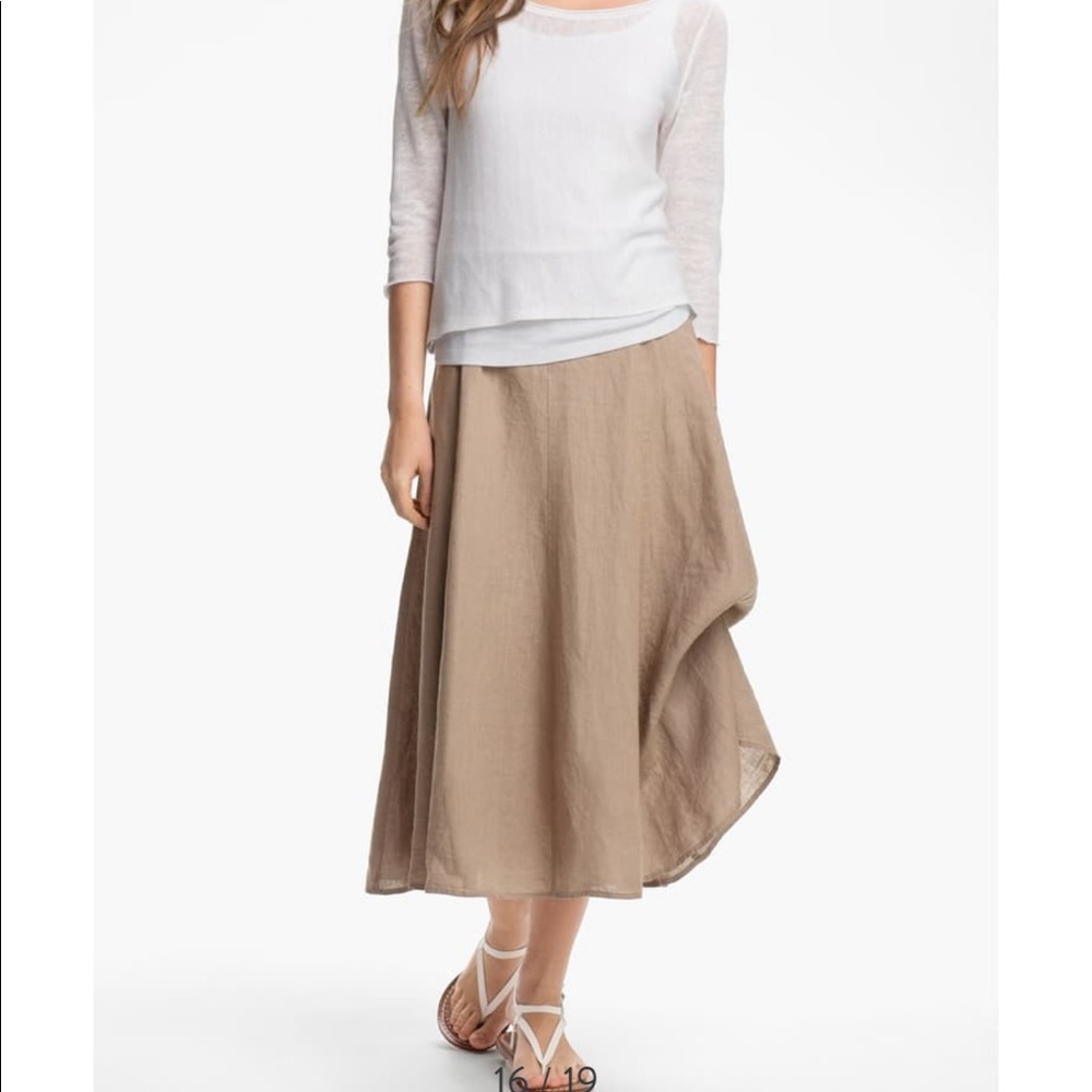 Versatile linen skirt
